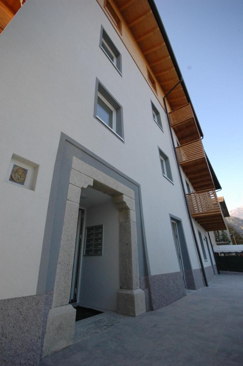Residenza Castel Restor Комано Терме Екстериор снимка